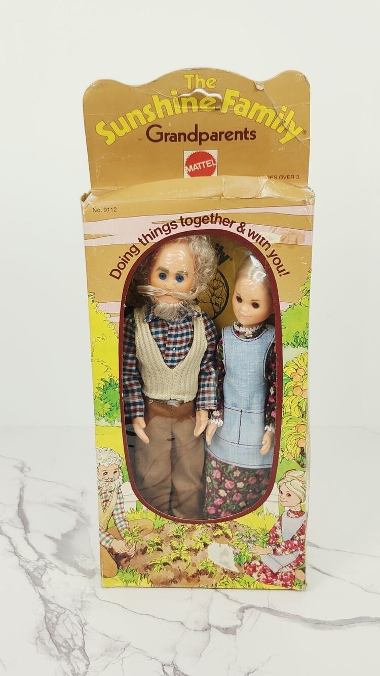 1974 Mattel The Sunshine Family Grandparents Doll Set NRFB Open Box Deboxing